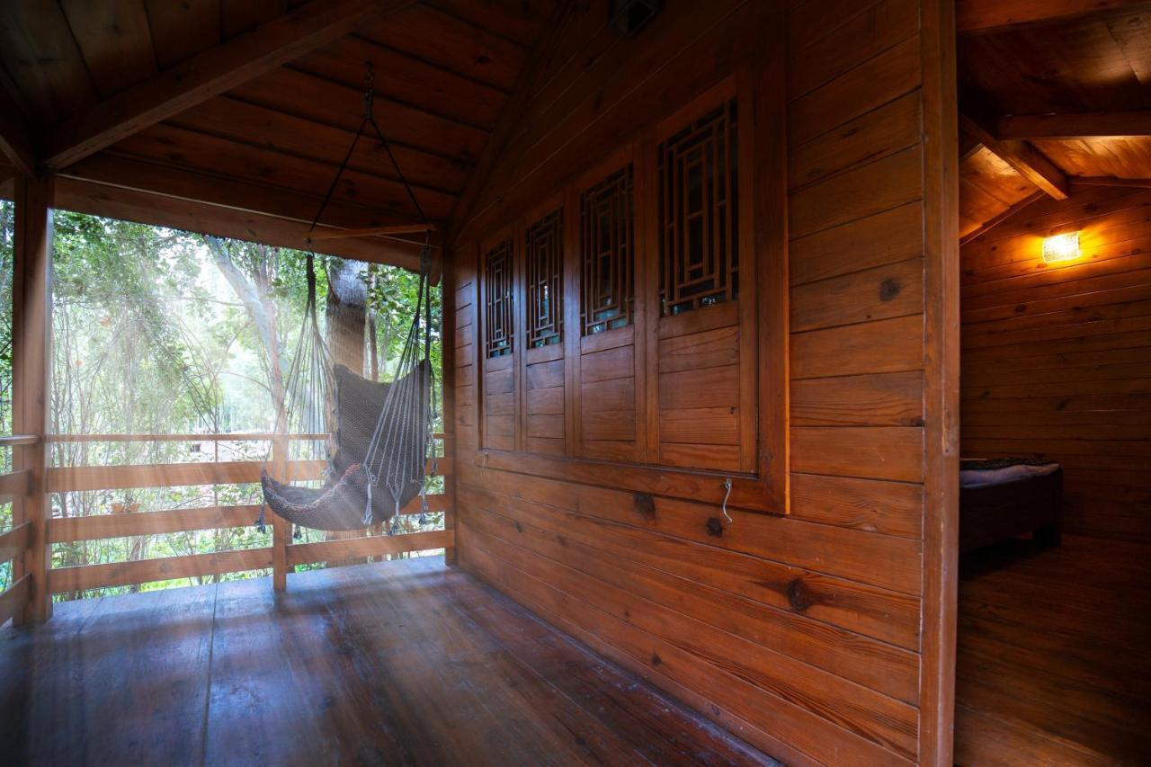 Lha-Ri-Sa Resort 레 외부 사진