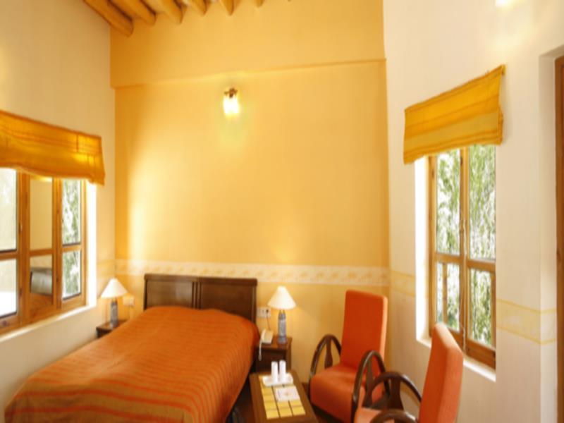 Lha-Ri-Sa Resort 레 외부 사진